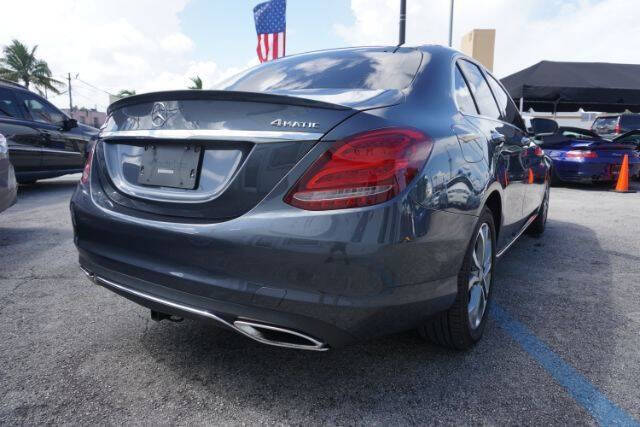 2016 Mercedes-Benz C-Class