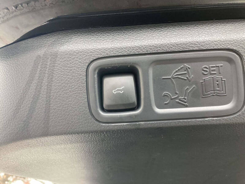 2022 Lincoln Navigator Black Label