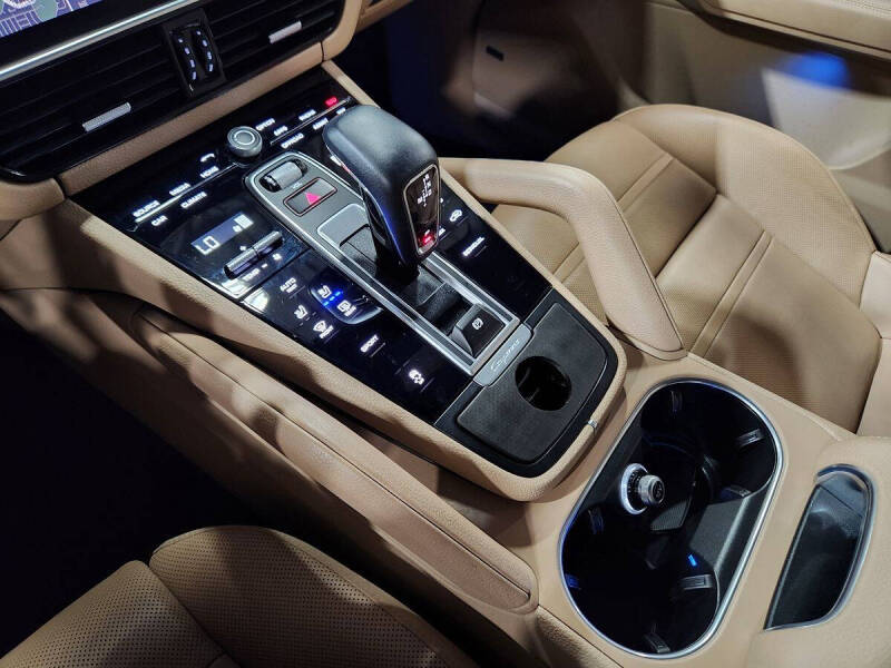 2023 Porsche Cayenne