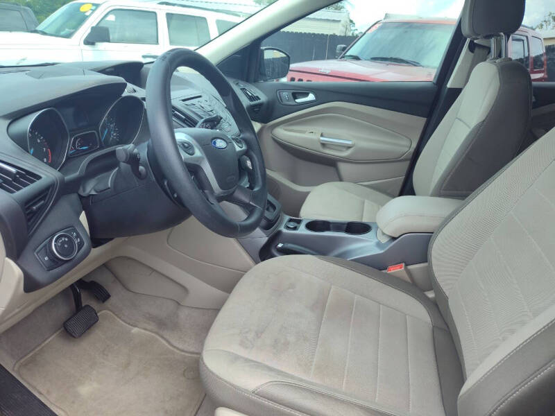 2015 Ford Escape SE