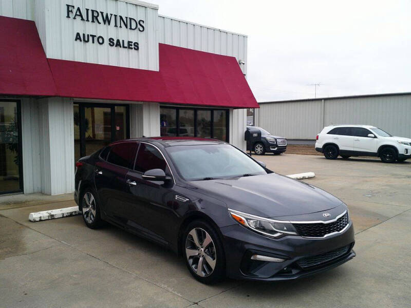 2019 Kia Optima S's photo