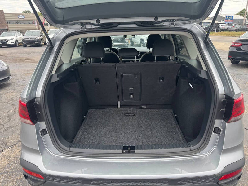 2024 Volkswagen Taos S