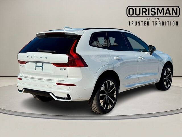 2026 Volvo XC60 B5 Plus