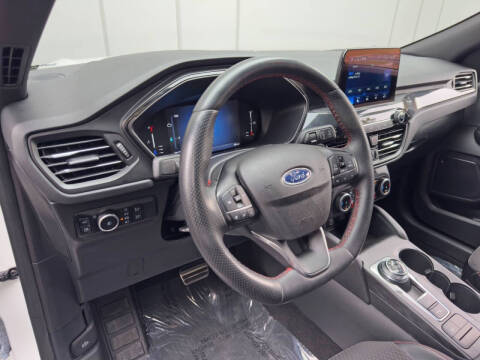 2024 Ford Escape Hybrid ST-Line Select