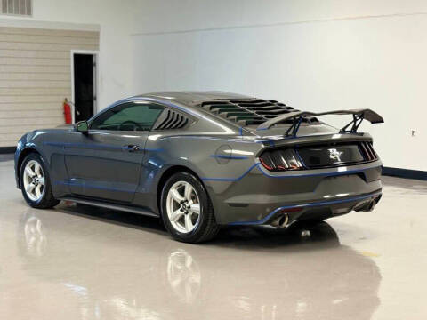 2017 Ford Mustang V6