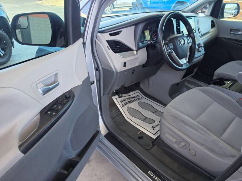 2017 Toyota Sienna