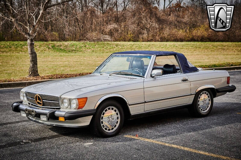 1988 Mercedes-Benz 560-Class 560 SL