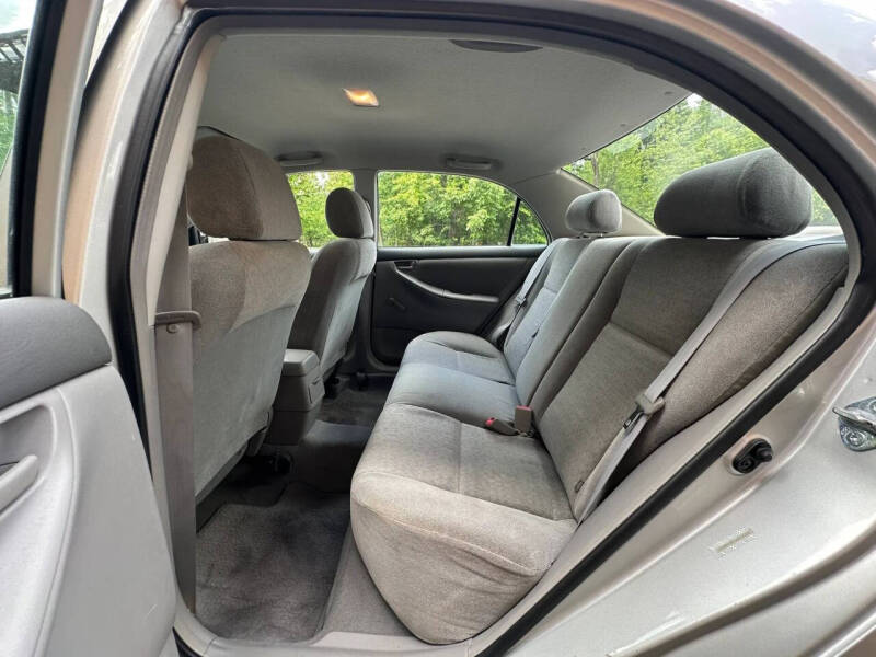 2004 Toyota Corolla