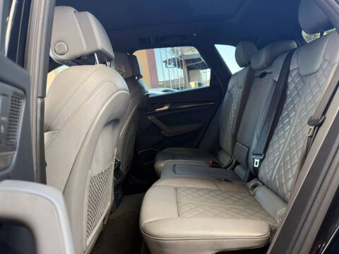 2018 Audi SQ5 3.0T quattro Premium Plus