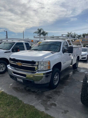 2014 Chevrolet Silverado 2500HD for sale at Williams Auto Mart Inc in Pacoima CA