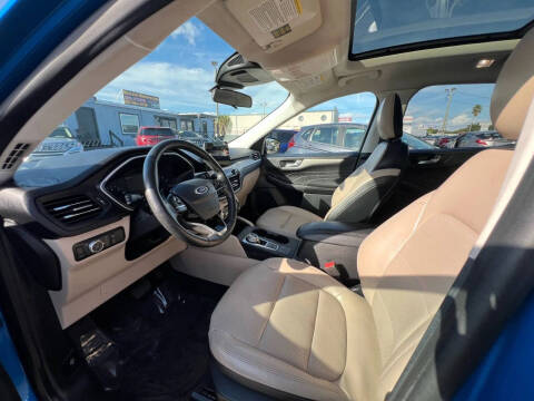 2021 Ford Escape SEL