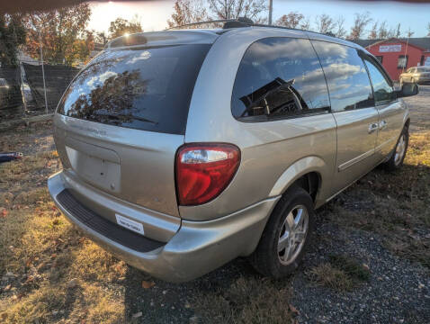 2005 Dodge Grand Caravan SXT
