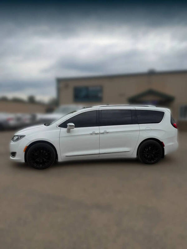 2018 Chrysler Pacifica Limited