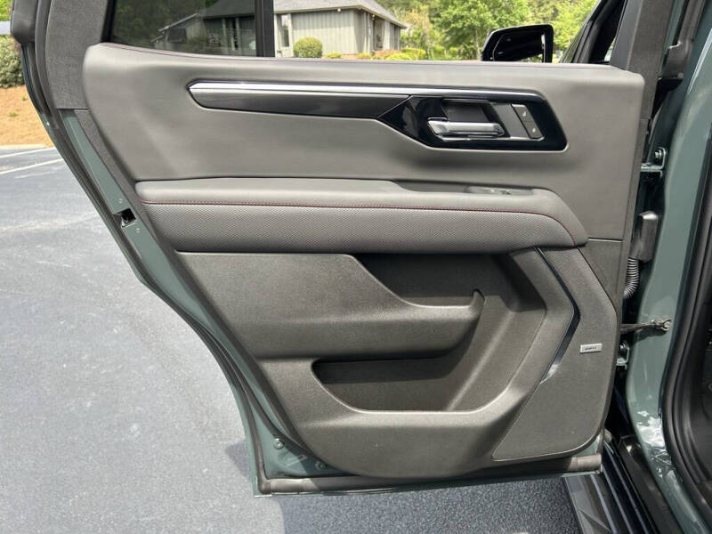 2025 Chevrolet Tahoe RST