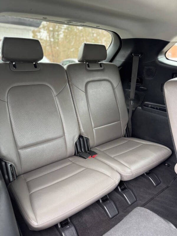 2017 Hyundai Santa Fe Limited Ultimate