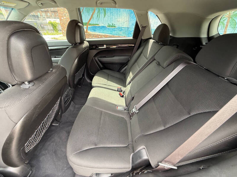 2015 Kia Sorento LX
