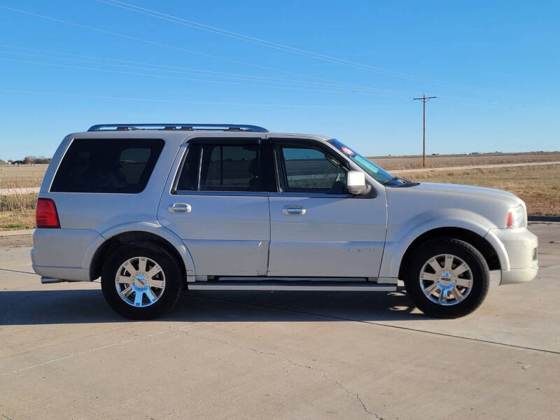 2006 Lincoln Navigator Ultimate photo 3