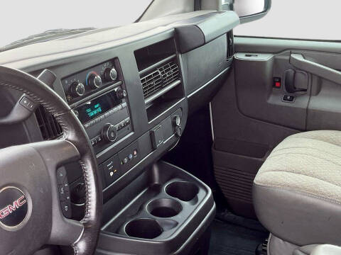 2023 GMC Savana 3500