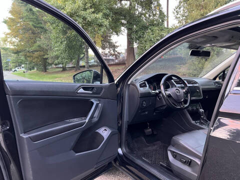 2018 Volkswagen Tiguan 2.0T SEL 4Motion