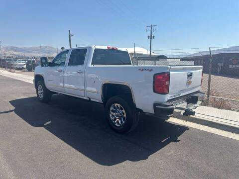 2018 Chevrolet Silverado 2500HD for sale at Northwest Wholesale LLC in Pocatello ID