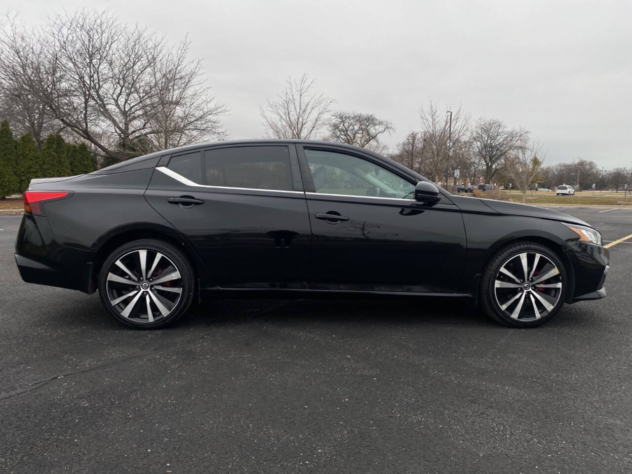 2019 Nissan Altima for sale at Ideal Cars LLC in Skokie, IL