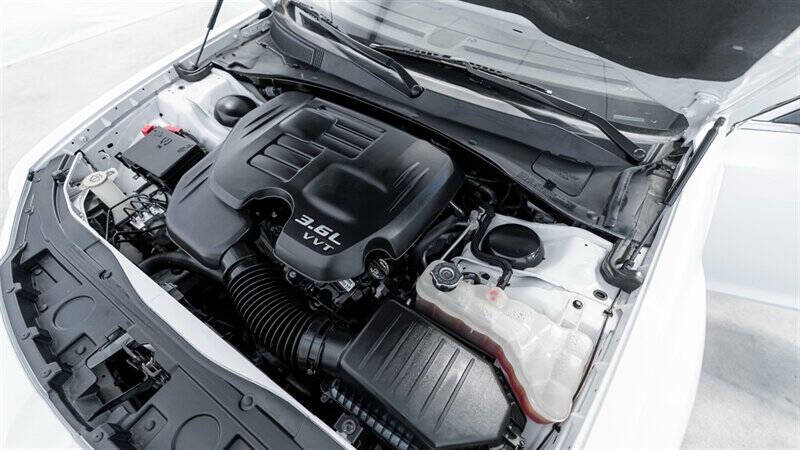 2022 Chrysler 300 Touring