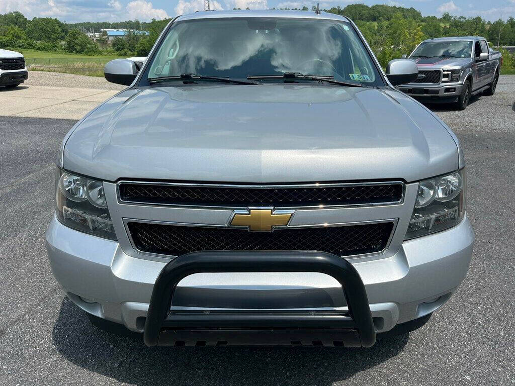 2013 Chevrolet Suburban 8