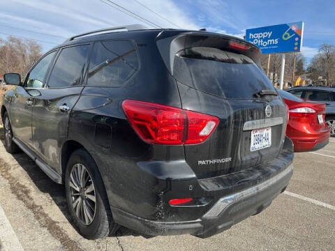 2020 Nissan Pathfinder SL