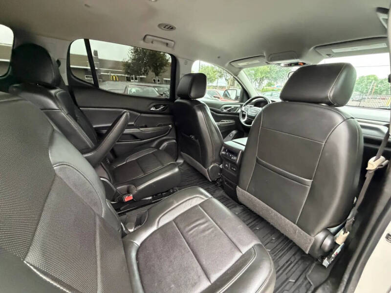 2020 GMC Acadia SLT