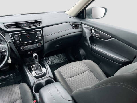 2019 Nissan Rogue S