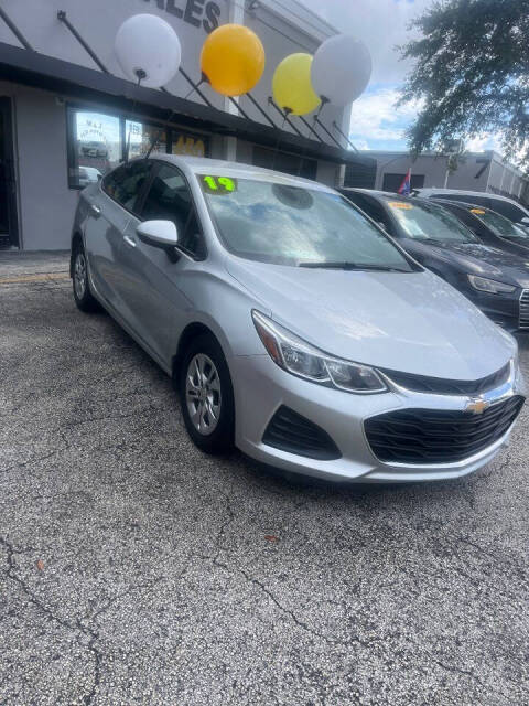 2019 Chevrolet Cruze for sale at M & J UNITED AUTO SALES in LAUDERDALE LAKES, FL