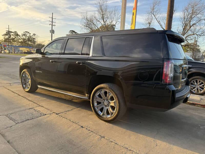 2017 GMC Yukon XL SLT