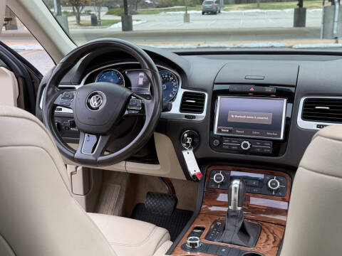 2012 Volkswagen Touareg TDI Sport