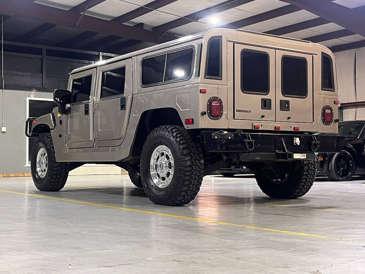 2003 HUMMER H1 for sale at Carnival Car Company in Victoria, TX