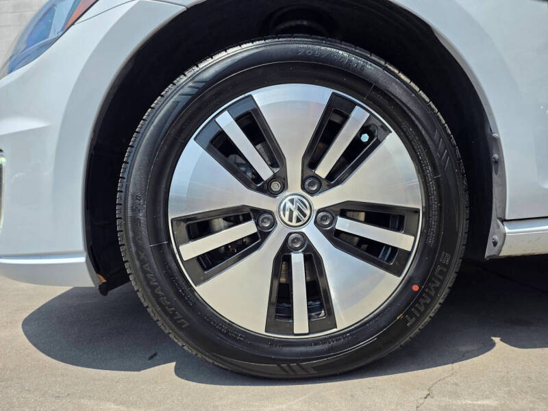 2019 Volkswagen e-Golf SE