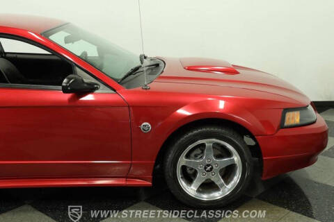 2004 Ford Mustang GT Deluxe