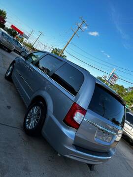 2014 Chrysler Town and Country for sale at Whites Auto Sales in Portsmouth VA