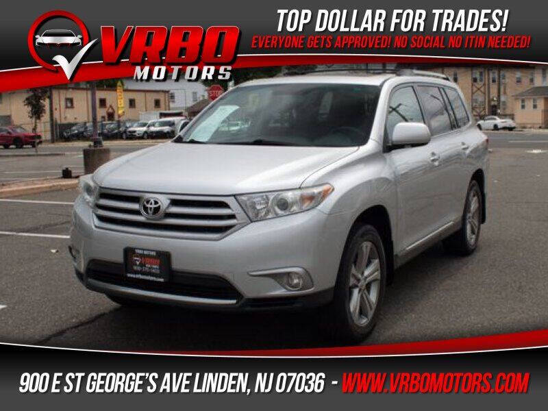 2011 Toyota Highlander for sale at Vrbo Motors in Linden, NJ