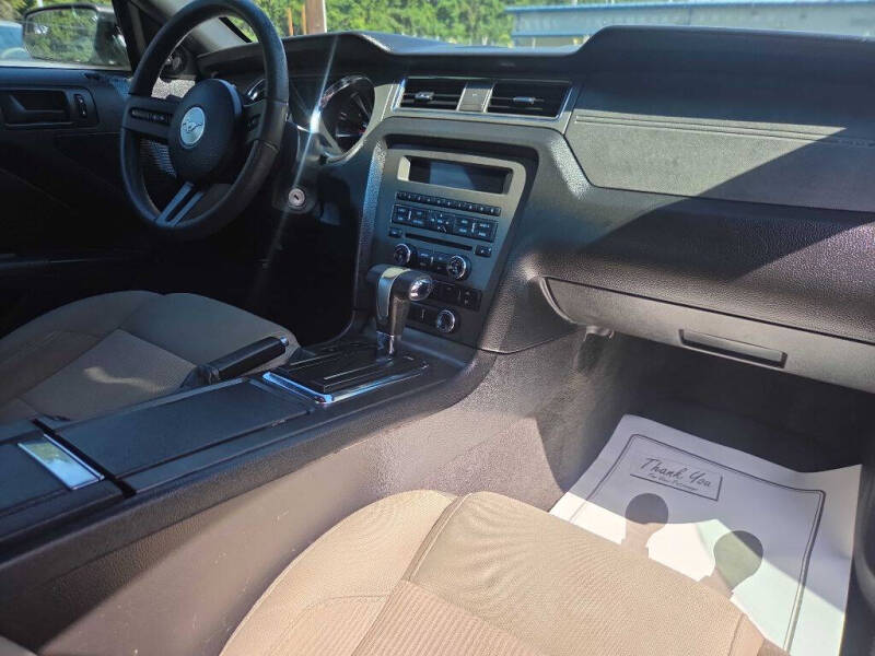 2012 Ford Mustang V6 Premium
