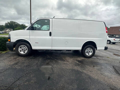 2019 GMC Savana for sale at Groesbeck TRUCK SALES LLC in Mount Clemens MI