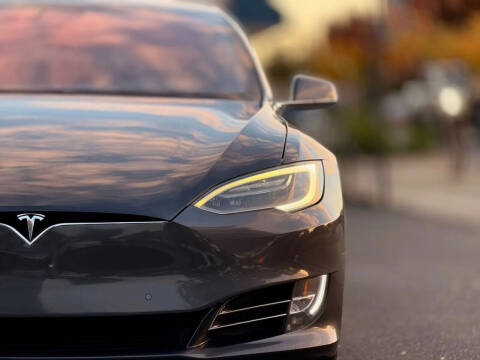 2017 Tesla Model S