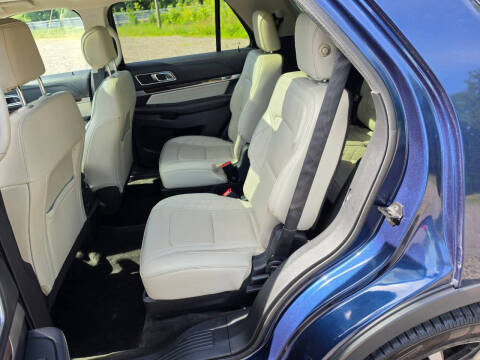 2017 Ford Explorer Platinum