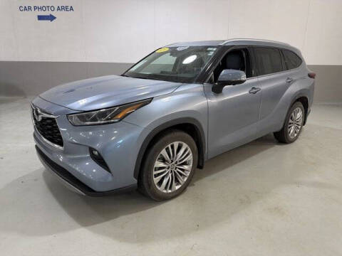 2024 Toyota Highlander Platinum