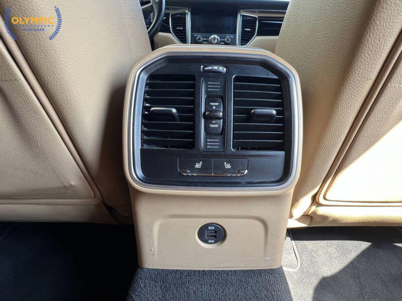 2018 Porsche Macan