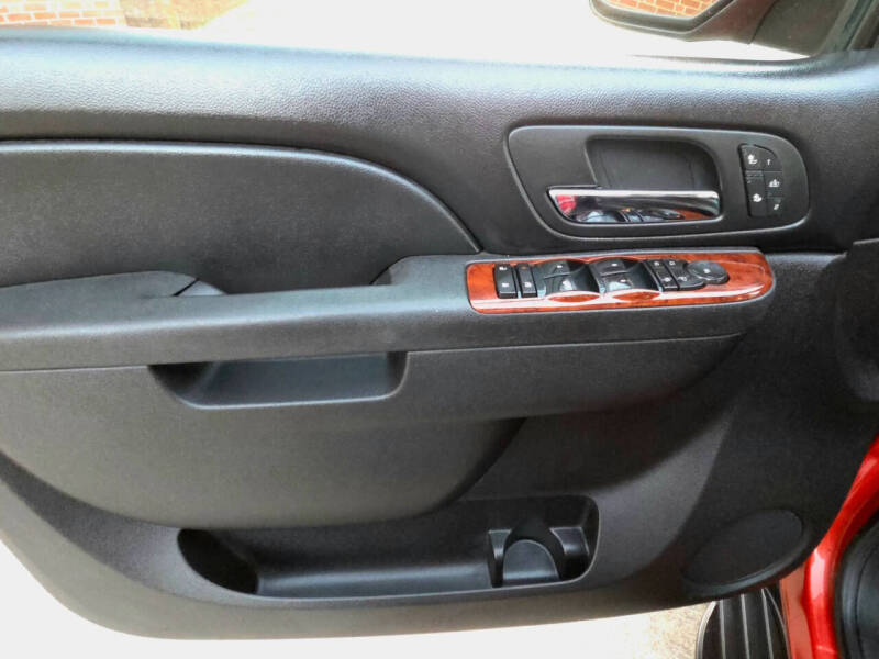 2011 Chevrolet Avalanche LT