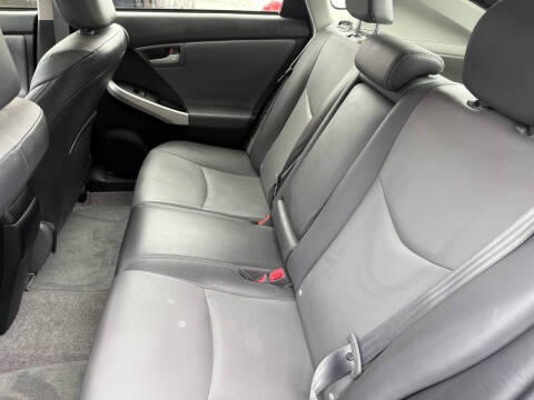 2014 Toyota Prius Plug-in Hybrid Advanced