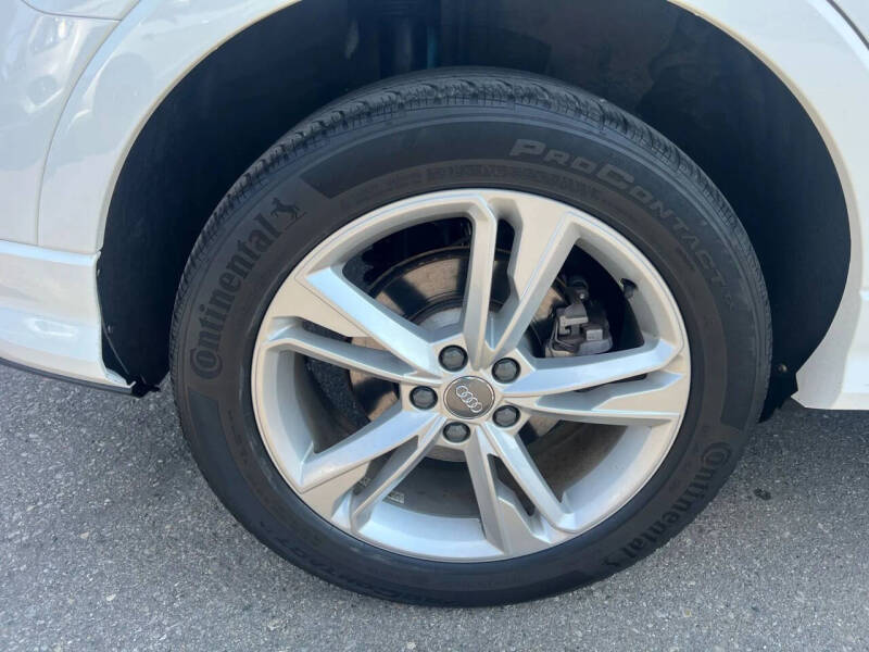 2020 Audi Q3 quattro S line Premium 45 TFSI