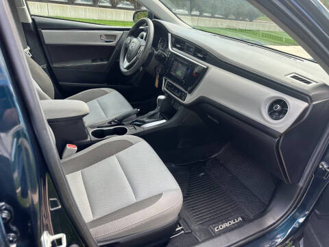 2019 Toyota Corolla LE