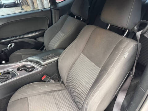 2016 Dodge Challenger SXT