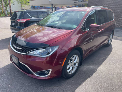2019 Chrysler Pacifica Touring Plus